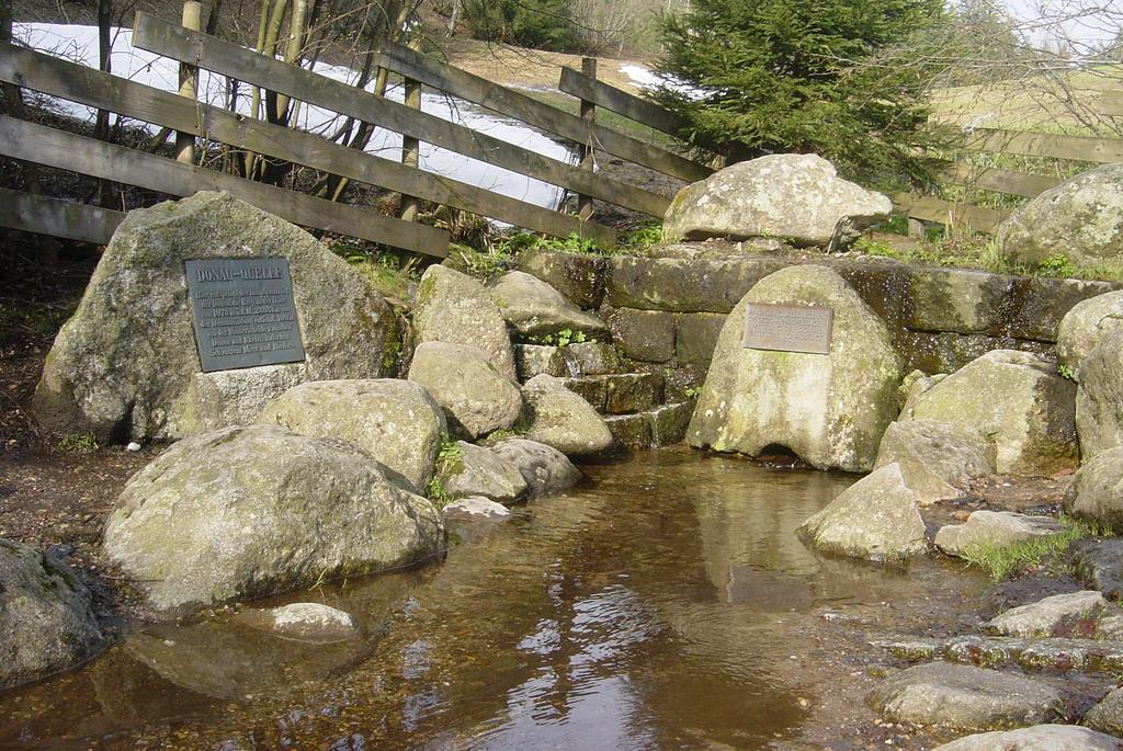 Hoehengasthaus Kolmenhof An Der Donauquelle Furtwangen Luaran gambar